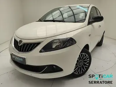Usata Lancia Ypsilon S 70 CV (51 kW) 2024 Bianco Utilitaria