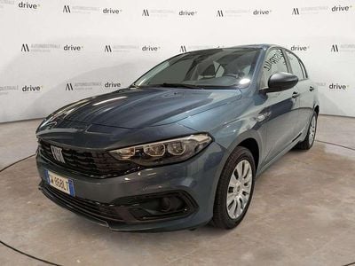 Usata Fiat Tipo City Life 131 CV (96 kW) 2024 Verde Utilitaria