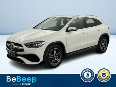 Usata Mercedes GLA200 Premium 150 CV (110 kW) 2021 Bianco pastello SUV
