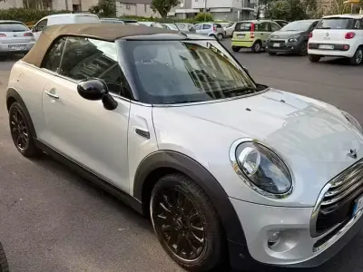 Usata Mini Cooper D Cabriolet 116 CV (85 kW) 2020 Bianco Cabrio