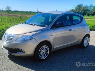 usata Lancia Ypsilon 1.3 m.jet 16v 95 CV S&S Gold