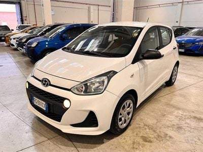 Usata Hyundai i10 Comfort 65 CV (47 kW) 2017 Bianco Utilitaria