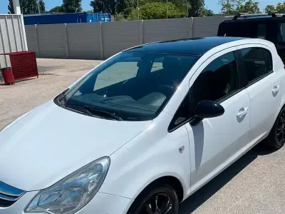 Usata Opel Corsa 86 CV (63 kW) 2012 Bianco Utilitaria