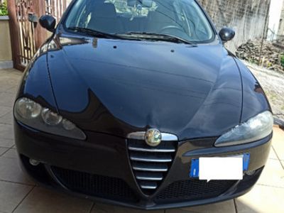 usata Alfa Romeo 147 jtd 1.900 distinctive