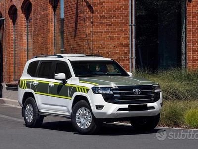 Nuova Toyota Land Cruiser 415 CV (305 kW) 2025 Bianco SUV