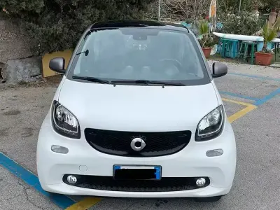 Usata Smart ForTwo Coupé 71 CV (52 kW) 2016 Bianco Coupé