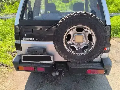 Usata Daihatsu Feroza 86 CV (63 kW) 1995 Nero SUV