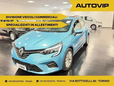 Usata Renault Clio V Intens 140 CV (102 kW) 2022 Azzurro Utilitaria