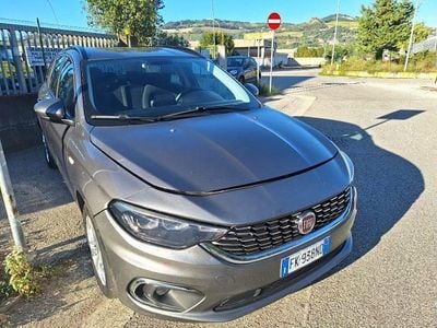 Usata Fiat Tipo Business 120 CV (88 kW) 2017 Antracite Station wagon