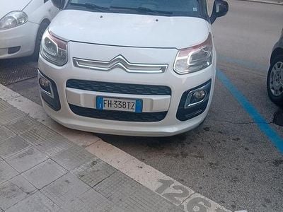 Usado Citroën C3 Picasso 2017 Blanco Monovolumen