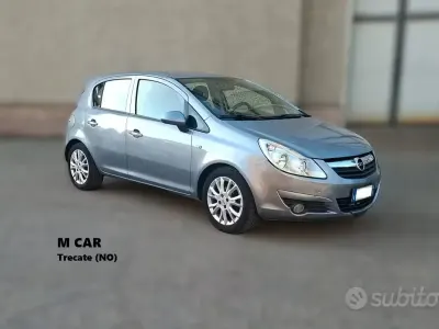 Usata Opel Corsa Cosmo 80 CV (58 kW) 2009 Blu Utilitaria