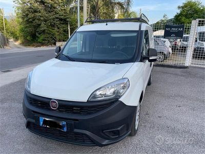 usata Fiat Doblò 1,3 diesel 3 posti anno 2018
