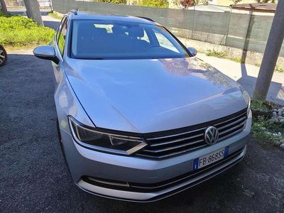 Usata VW Passat Business 120 CV (88 kW) 2015 Argento Station wagon