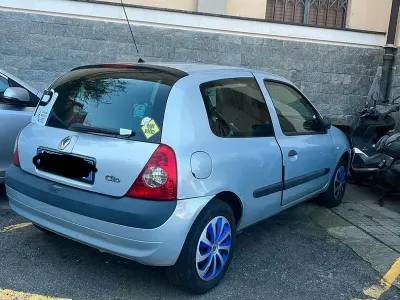 Usata Renault Clio 2004 Grigio Utilitaria
