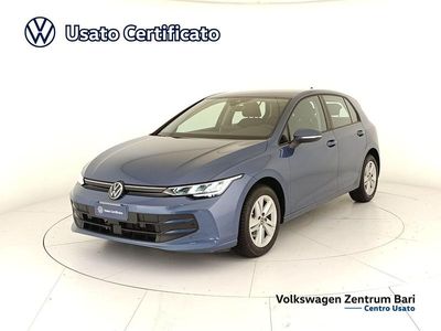 Usata VW Golf VIII Life 116 CV (85 kW) 2025 Blu Berlina
