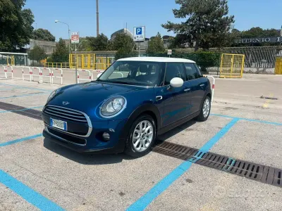 Usata Mini Cooper D Business 116 CV (85 kW) 2018 Bluazzurro Utilitaria
