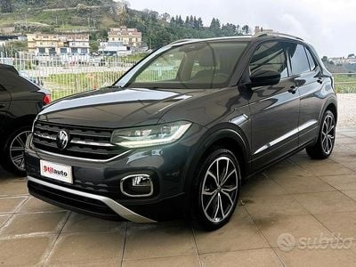 Usata VW T-Cross Advance 110 CV (80 kW) 2023 Grigio SUV