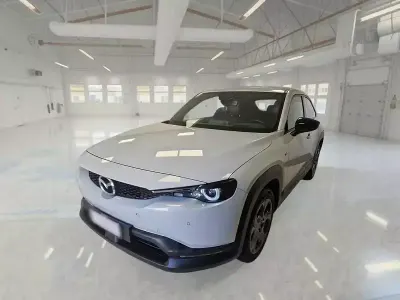 Usata Mazda MX30 Ad'Vantage 80 kW (110 CV) 2023 Bianco SUV