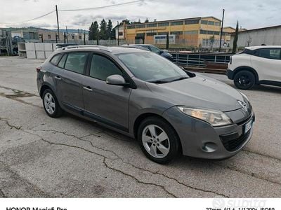 Usata Renault Mégane GrandTour Dynamique 110 CV (80 kW) 2010 Grigio Station wagon
