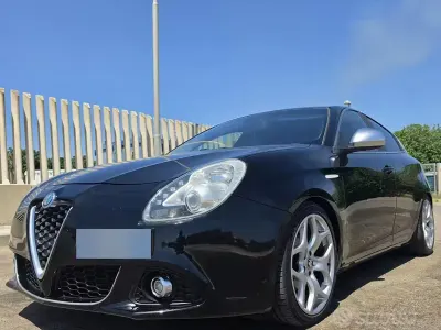 Usata Alfa Romeo Giulietta 120 CV (88 kW) 2012 Nero Utilitaria
