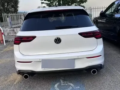 Usata VW Golf VIII GTI 245 CV (180 kW) 2021 Bianco Berlina