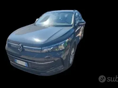 Usata VW Tiguan Life 150 CV (110 kW) 2024 Nero SUV