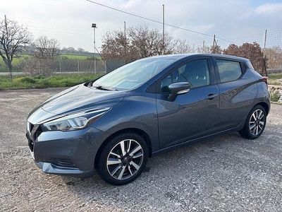 Usata Nissan Micra Tekna 71 CV (52 kW) 2019 Grigio Utilitaria