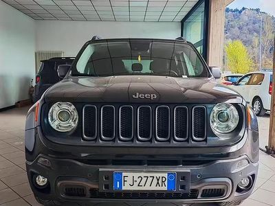Usata Jeep Renegade Trailhawk 170 CV (125 kW) 2017 Nero SUV