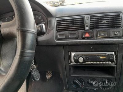 VW Golf IV