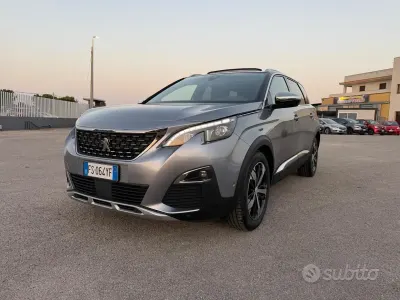 Usata Peugeot 5008 GT 177 CV (130 kW) 2019 Grigio SUV