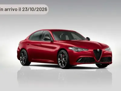 Nuova Alfa Romeo Giulia Veloce 209 CV (153 kW) 2025 Argento Berlina