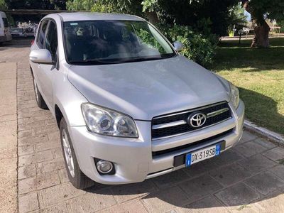 usata Toyota RAV4 RAV 4III Crossover2.2 d-4d Luxury 150cv dpf