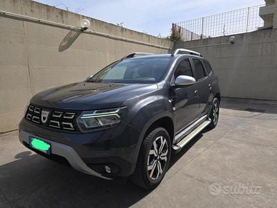 Usata Dacia Duster 101 CV (74 kW) 2022 Grigio SUV