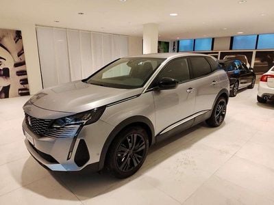 Grigio Usata 2023 Peugeot 3008 SUV | 21.900 € (Buon prezzo)