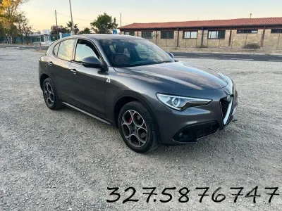 Usata Alfa Romeo Stelvio 210 CV (154 kW) 2017 Grigio SUV