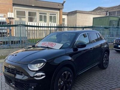 Nuova Fiat 600 La Prima 110 CV (80 kW) 2025 Nero SUV