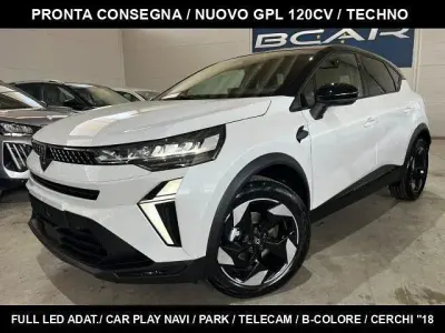 Nuova Renault Captur Play 120 CV (88 kW) 2026 Bianco SUV