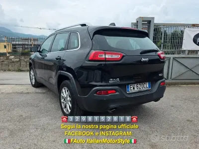 Second-hand Jeep Cherokee