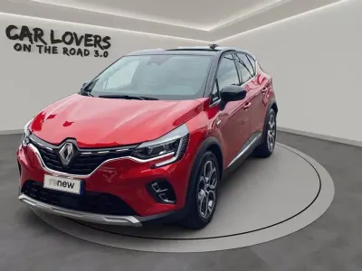 Usata Renault Captur Intens 160 CV (117 kW) 2022 Rosso SUV