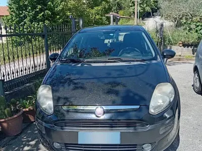 Usata Fiat Punto Evo 77 CV (56 kW) 2010 Nero Utilitaria