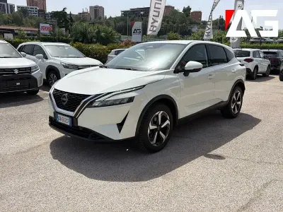 Usata Nissan Qashqai N-Connecta 140 CV (102 kW) 2023 Bianco SUV