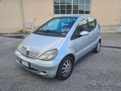 Grigio Usata 2001 Mercedes A200 Utilitaria | 400 €