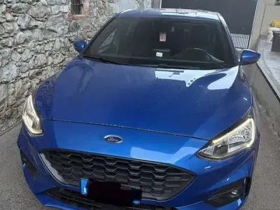 Usata Ford Focus ST-Line 120 CV (88 kW) 2019 Bluazzurro Berlina