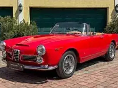 Usata Alfa Romeo 2600 145 CV (106 kW) 1963 Rosso Cabrio