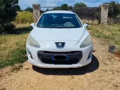 Käytetty Peugeot 308 SW 92 HP (67 kW) 2008 Valkoinen Farmari