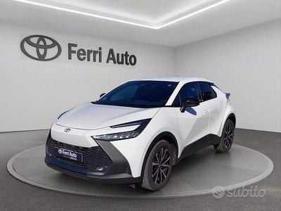 Usata Toyota C-HR Eco 223 CV (164 kW) 2025 Bianco SUV