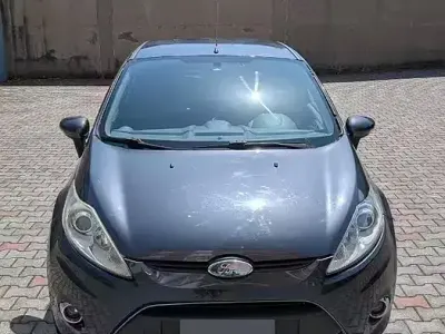 Usata Ford Fiesta Titanium 82 CV (60 kW) 2009 Nero Berlina