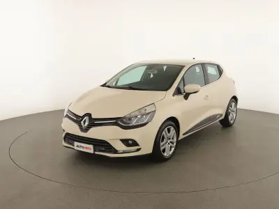 Usata Renault Clio Zen 90 CV (66 kW) 2016 Beige Utilitaria