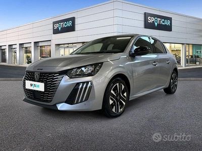 Usata Peugeot 208 Allure 102 CV (75 kW) 2025 Grigio Utilitaria