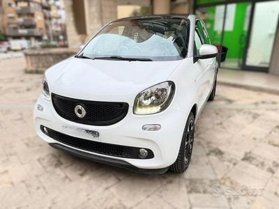 Usata Smart ForFour Passion 70 CV (51 kW) 2016 Bianco Utilitaria